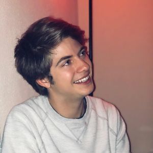 Meet your Posher, Jason